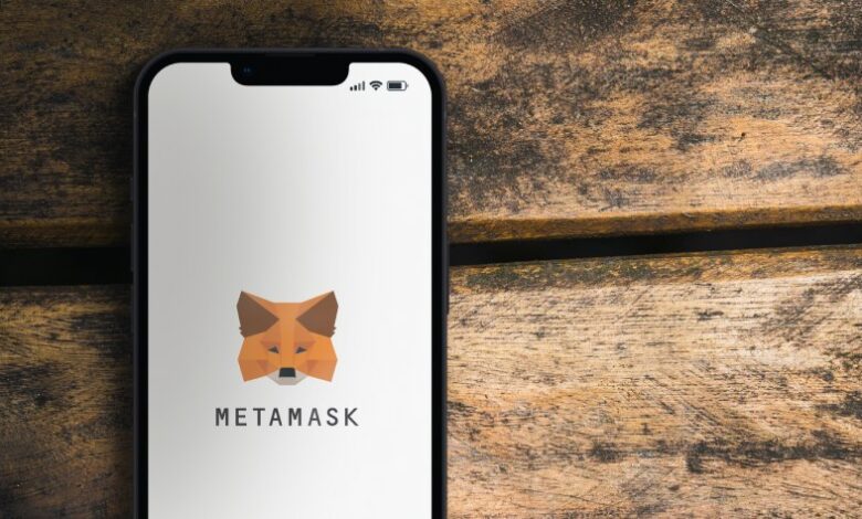 NFT fiyat takibi için Metamask'ten önemli anlaşma